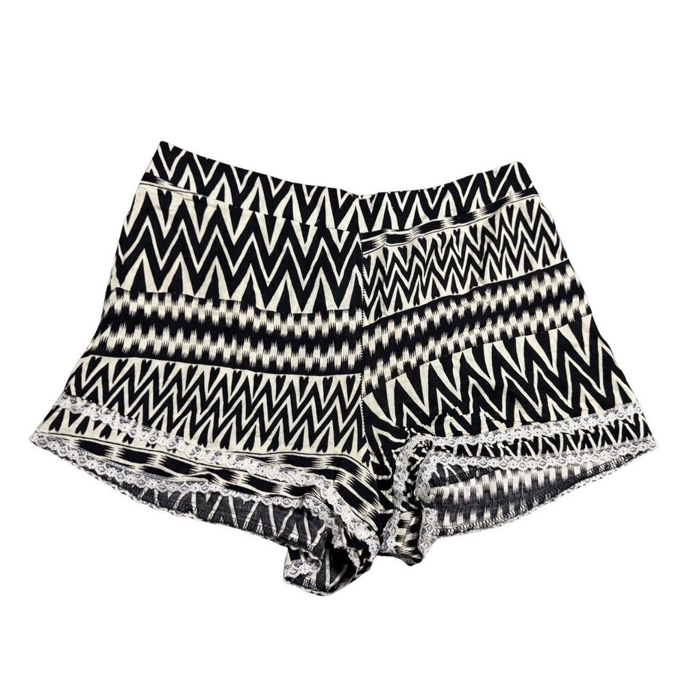 Black & White Lace Indie Sleaze Boho Beachy Coquette Tribal Festival Shorts XL